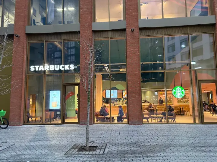 Starbucks in London, Greater London