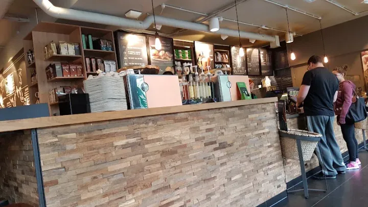 Starbucks in London, Greater London