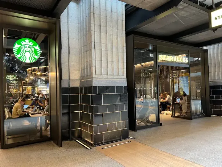 Starbucks in London, Greater London