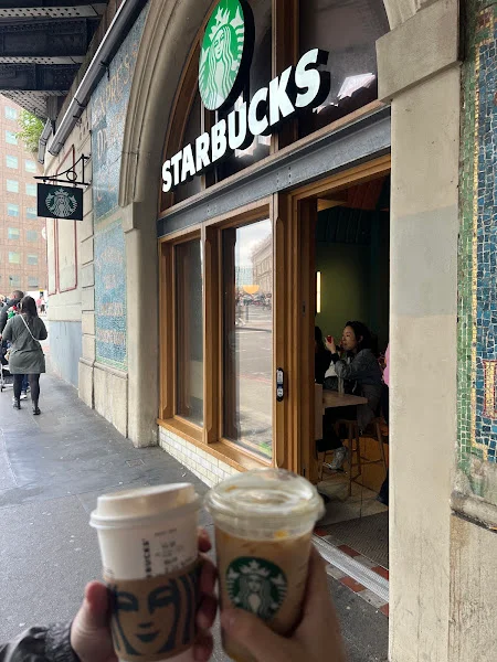 Starbucks in London, Greater London